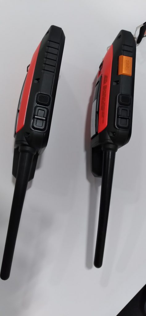 Alpha 200 versus Alpha 200i view